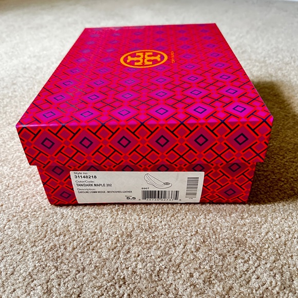 Tory Burch Caroline 2 Leather Wedge 5.5 Like New with Box - Picture 6 of 7
